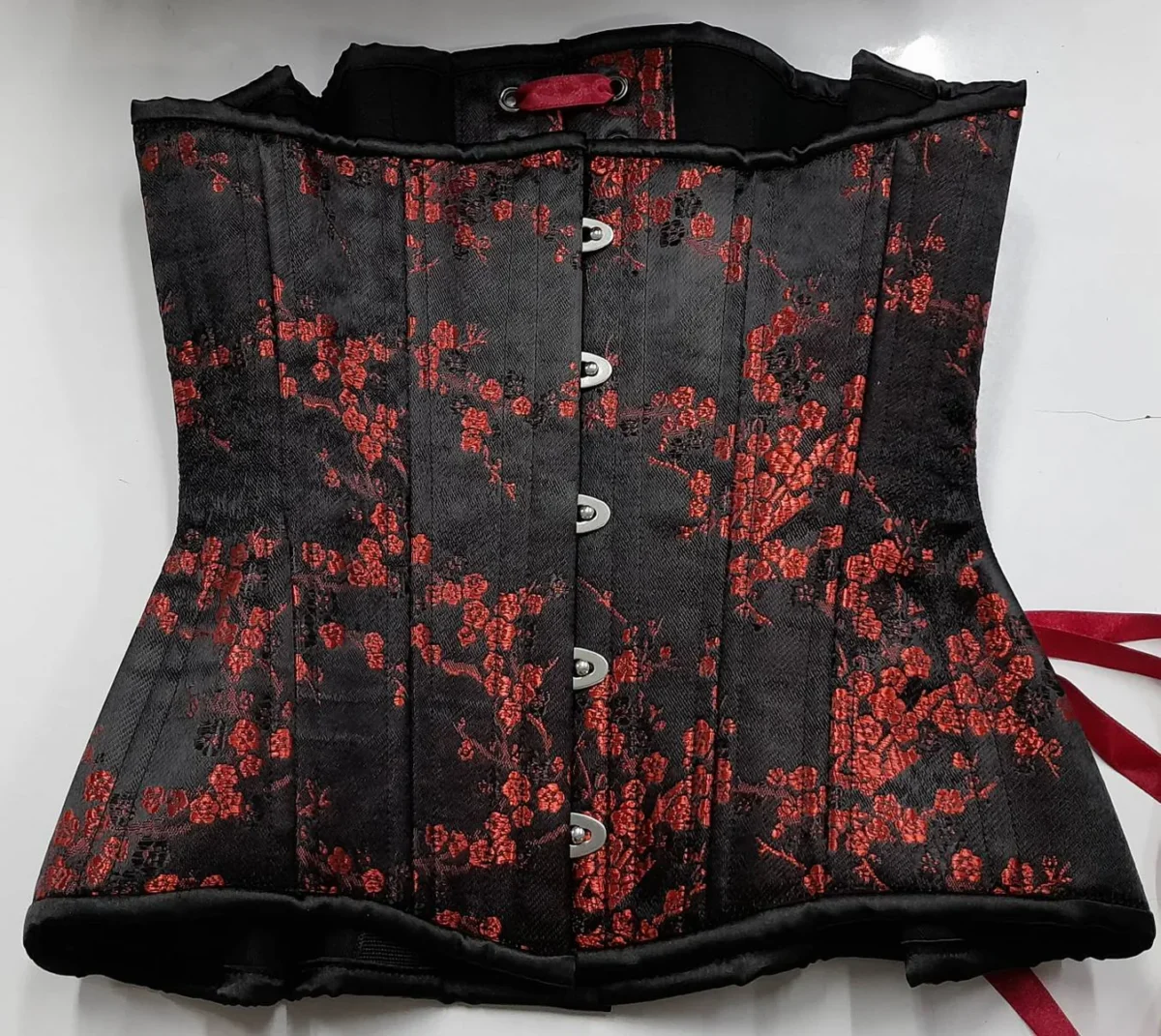 curvy corset , curvy corset for women , underbust corset, curviest corset